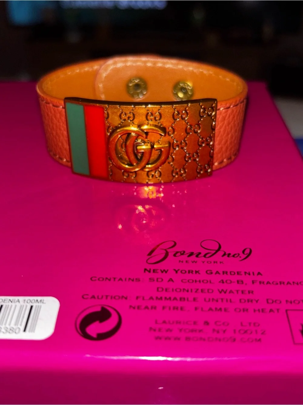 Brand New ! Fashion bracelet Enamel Logo Bracelet